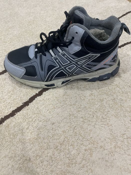 Кроссовки весна 2000