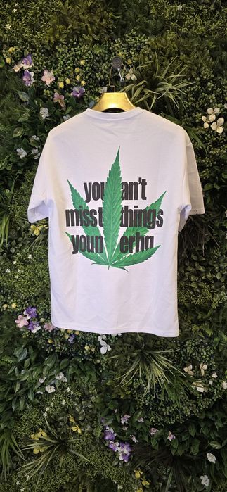 Дрехи на едро тениски