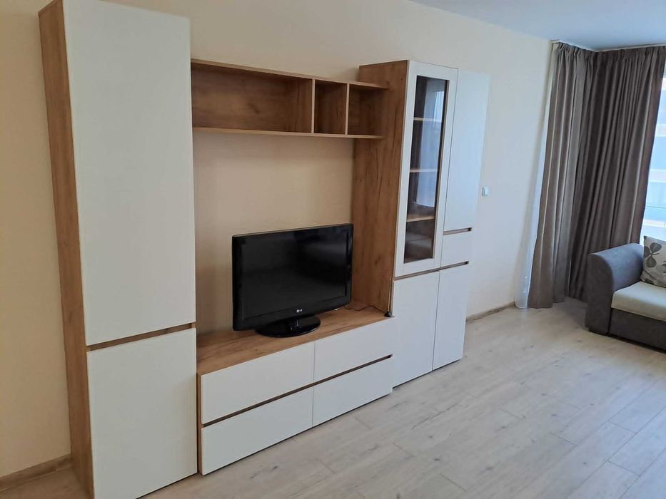 Двустаен с Паркомясто в жк. Възраждане 1