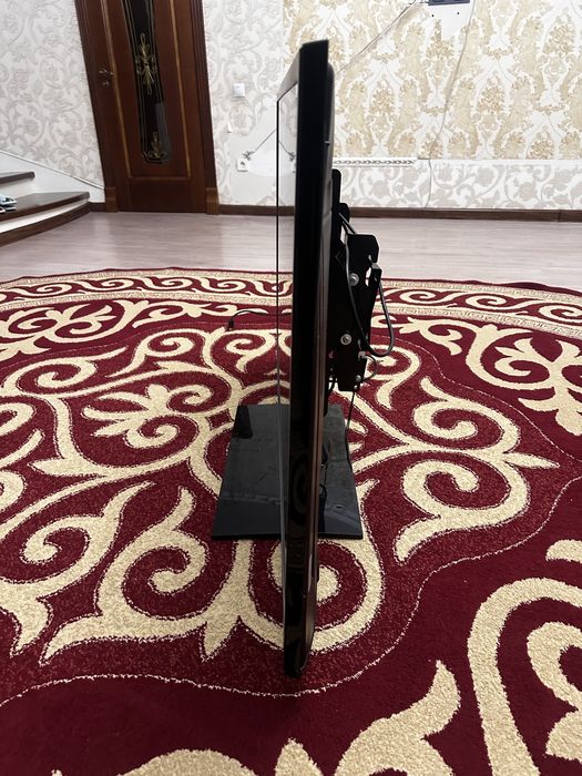 Lg телевизор продам отл состояние