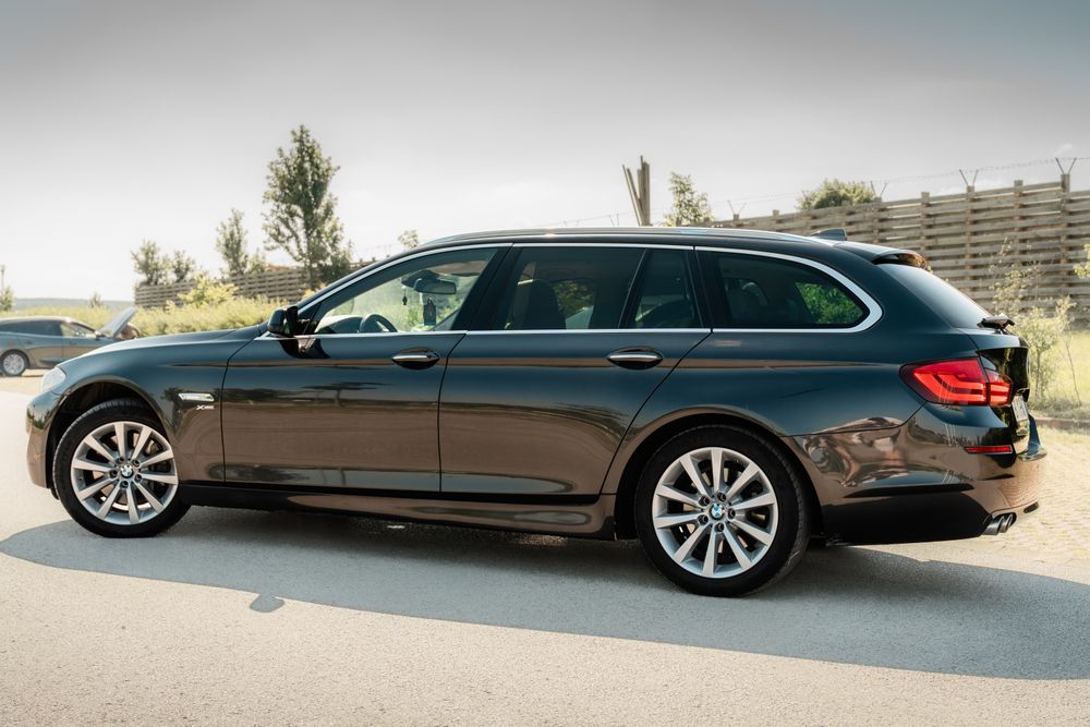 BMW  F11 2.0diesel 525 xDrive(218 CP) – Full Assist | Dotări de Top