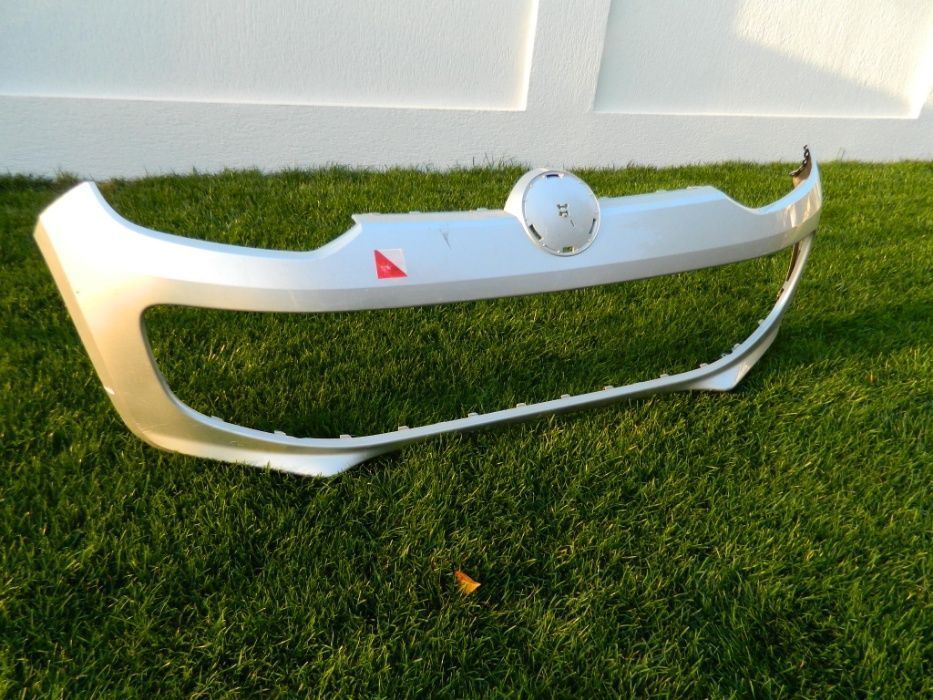 Bara fata VW UP model 2012-2016 cod 1S0807221