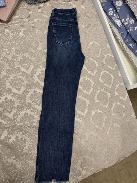 Продам джинсы женские