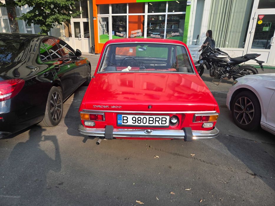 Mașină Dacia 1300