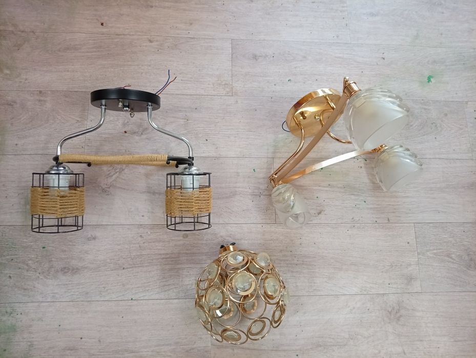 Продам люстрый в рабочем состояний