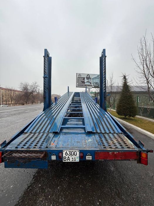 Продается автовоз прицеп avtavoz 18.3M