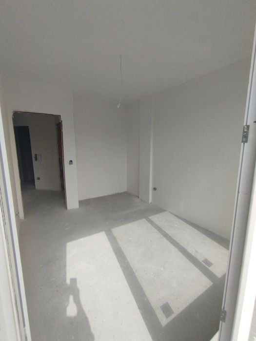 Продава се Тристаен апартамент в с. Аспарухово, Област Плевен - 105 кв.м за 1905 €/кв.м - Снимка #16