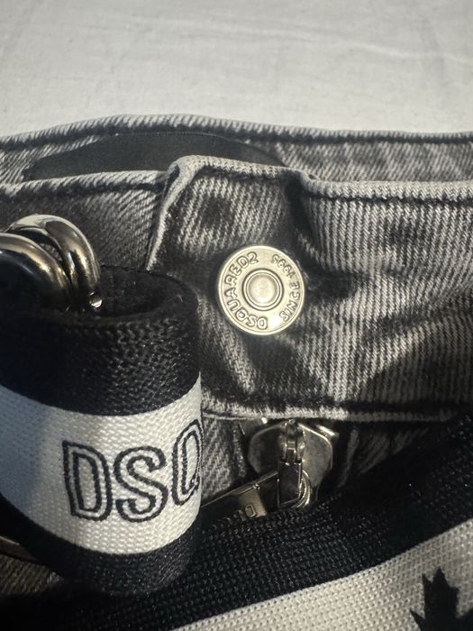 Намаление:Dsquared2-Оригинални чисто нови дамски къси дънки M размер