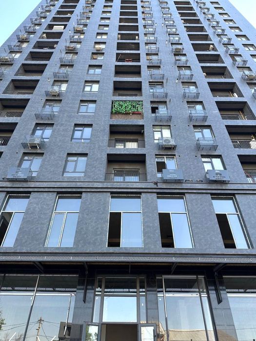 Сдаётся 1 ком студия ЖК Black Tower долгий срок