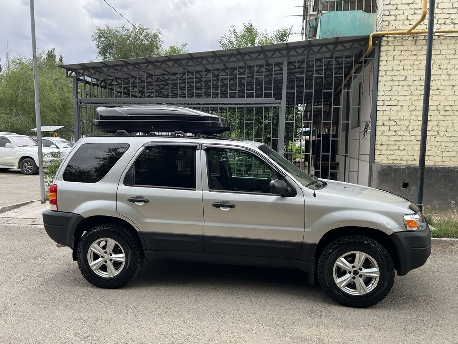 Ford Escape 2004г