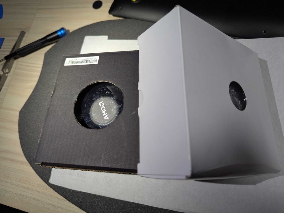 процесор AMD Ryzen 3 3100 + охладител Wraith Stealth