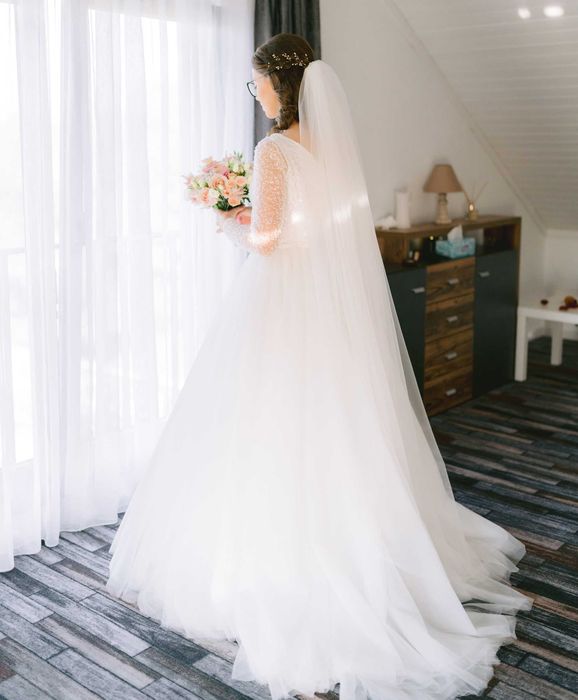 Rochie mireasa + voal