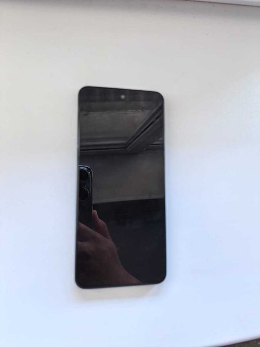 Продам Vivo Y28 2025