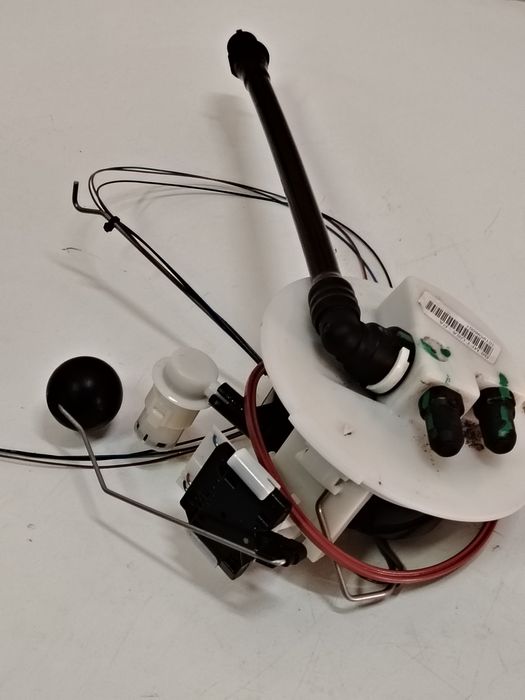 Pompa motorina rezervor litrometru A4 B8 CNH CNHA 4x4 Quattro