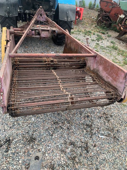 Продам картофелекопалка