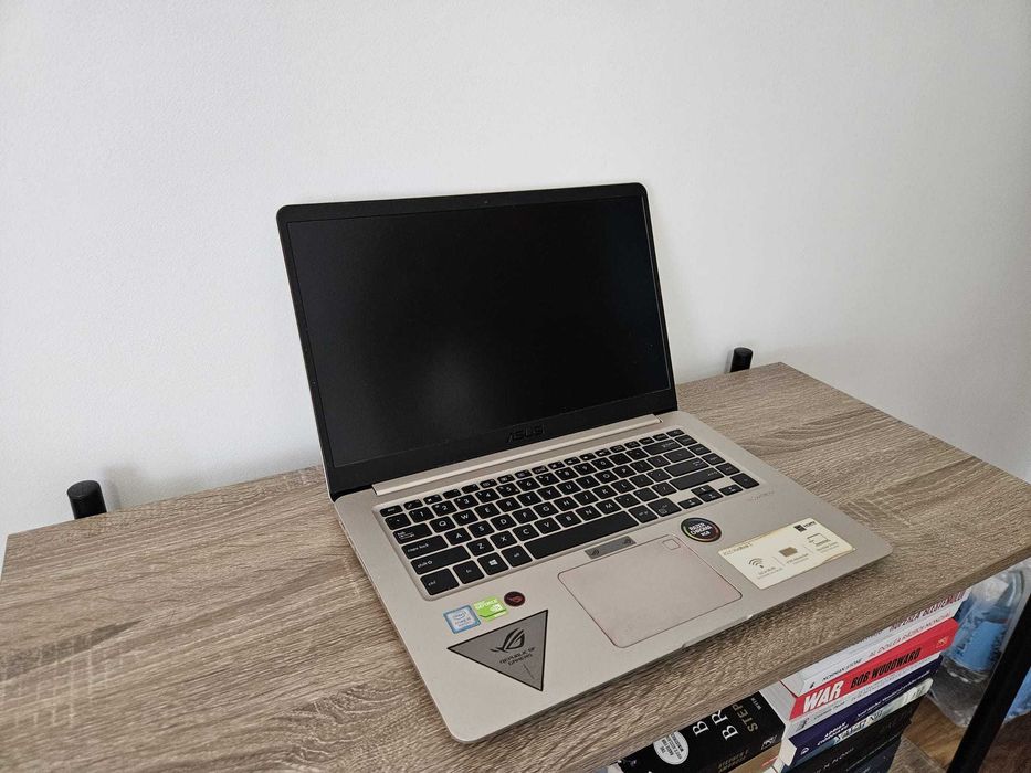 Laptop Asus VivoBook S