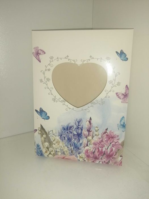 Подарочные коробки