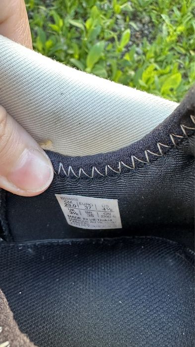 Продам кроссовки