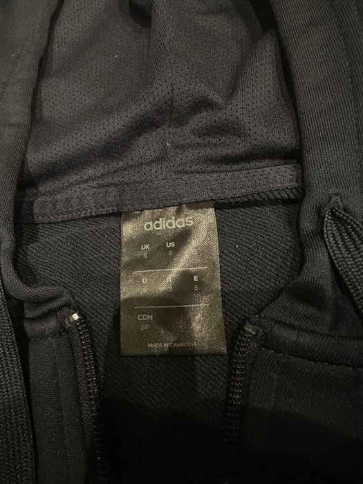 Продавам маркови комплекта Анцузи -  Adidas  и Jack Jones