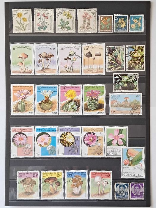 Пощенски марки тема ”Растения”.