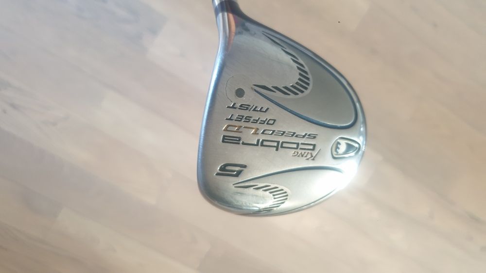 Дамски голф стик 5 wood Cobra King Speed LD в отлично състояние.