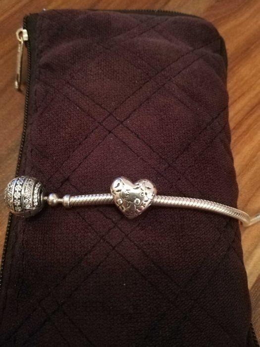 Талисмани за гривна