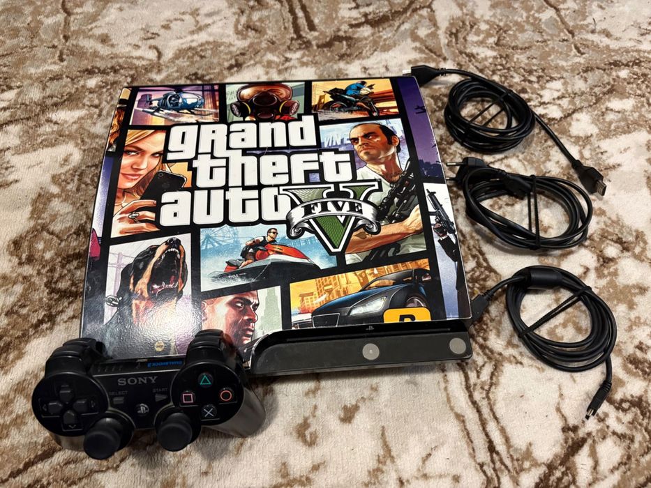 PS3 Slim 120GB + контролер + кабели | Добро състояние