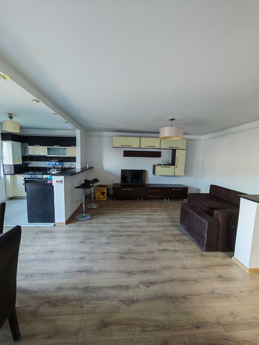 Imobiliare apartament spre închiriere