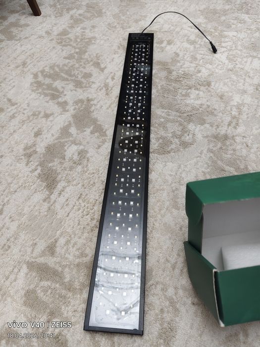 Корм для аквариумных рыбок и другое