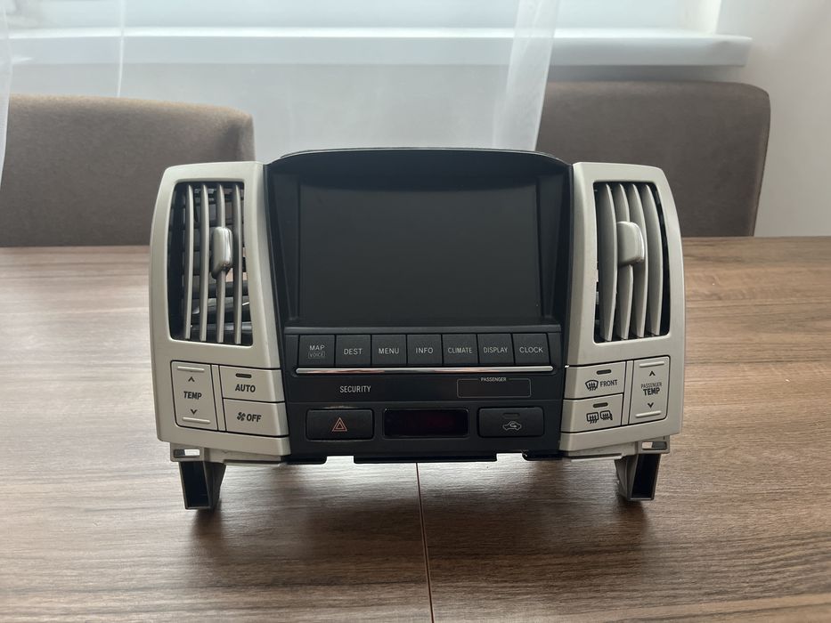 оригинальная magnitola на LEXUS RX