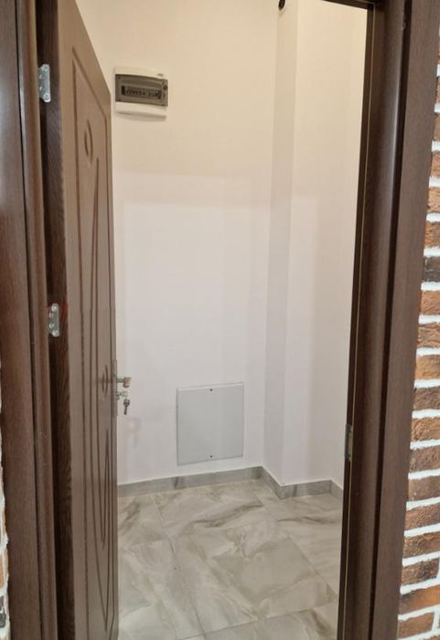 Дава се под наем Магазин в София, Малинова долина - 40 кв.м за 799 € - Снимка #2