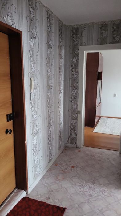 Срочно продам 2 комнатную квартиру улучшенной планировки