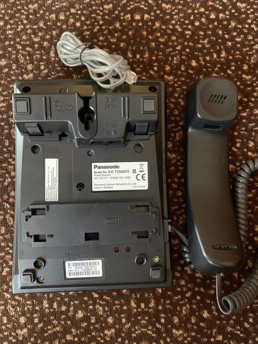 Домашни безжични стационарни телефони Panasonic - без СИМ слот