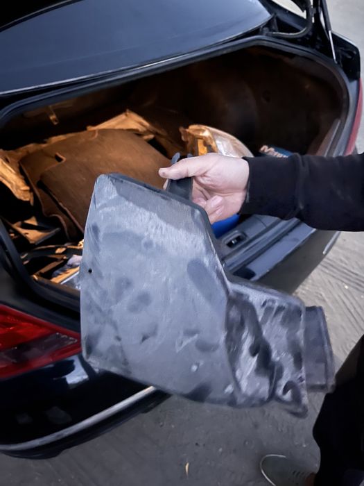 Молдинг передний