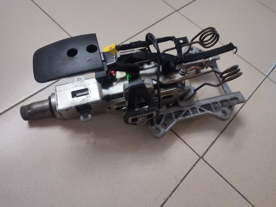 Кормилен прът за VW Golf 5