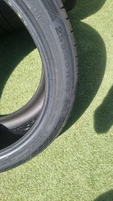 Set 235.45.20 255.40.20 continental 150 lei bucata