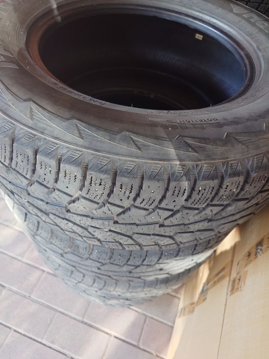 Резина  для джипа     hankook бу