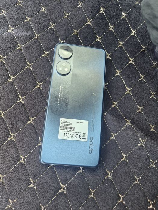 Срочно продам телефон