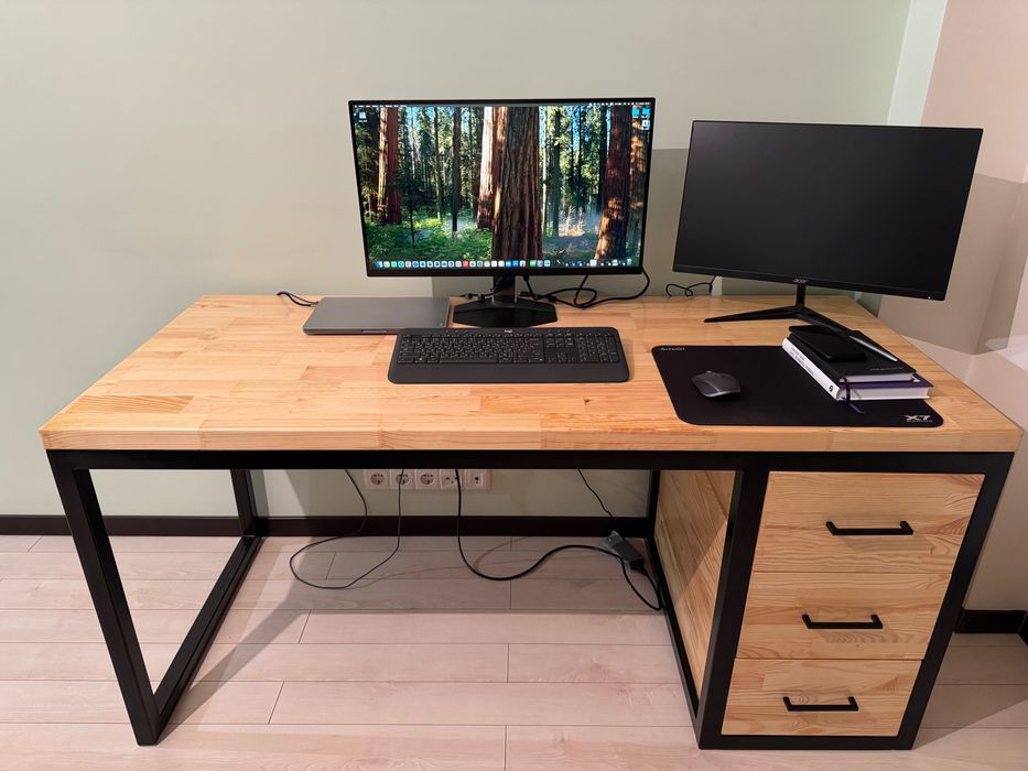 Стол компьютерный