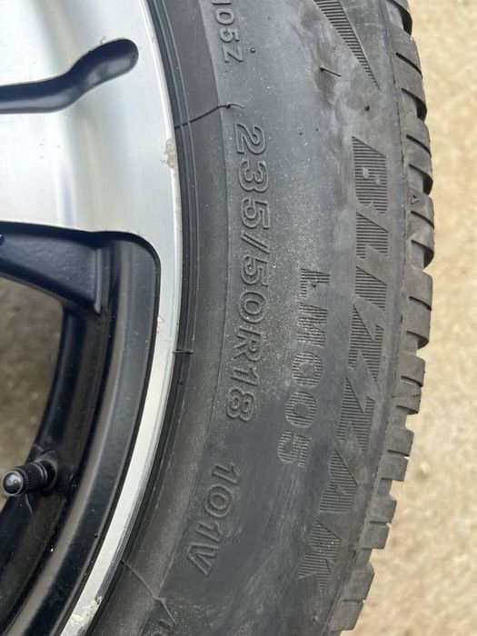 Гуми с джанти Bridgestone