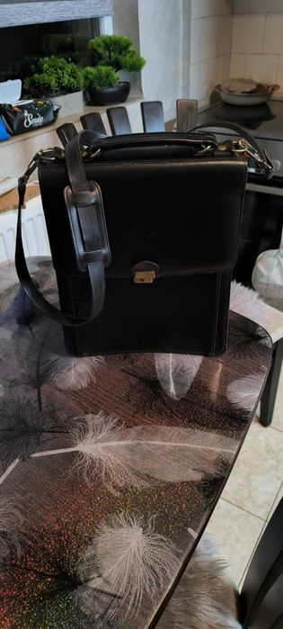 Бизнес чанта от естествена кожа!