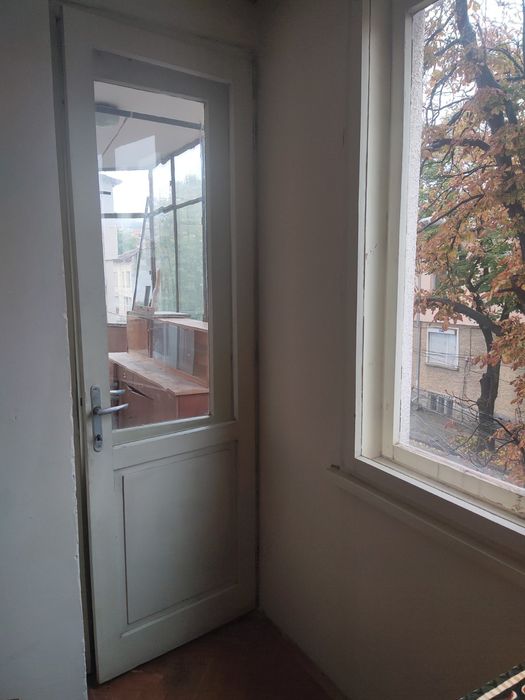 Продава 4стаен апартамент гр.Ловеч