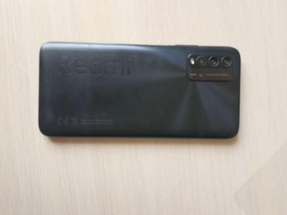 Б/у  смартфон Redmi T9
