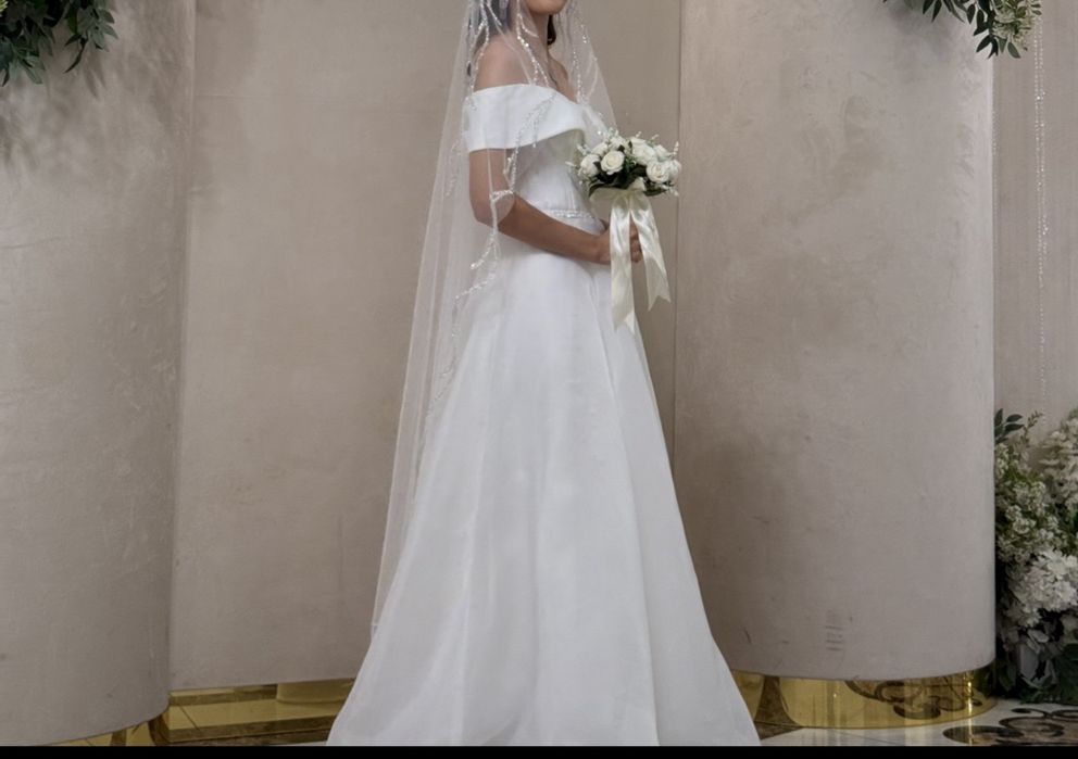 Свадебное платье