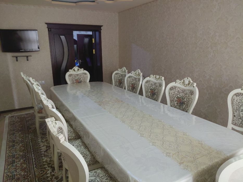 Sergeli 8 sotiladi 3 xonali uy