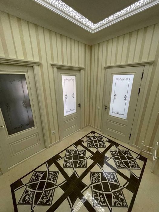 Новза метро ҳудудида 2 хона ли уй ижарага берилади