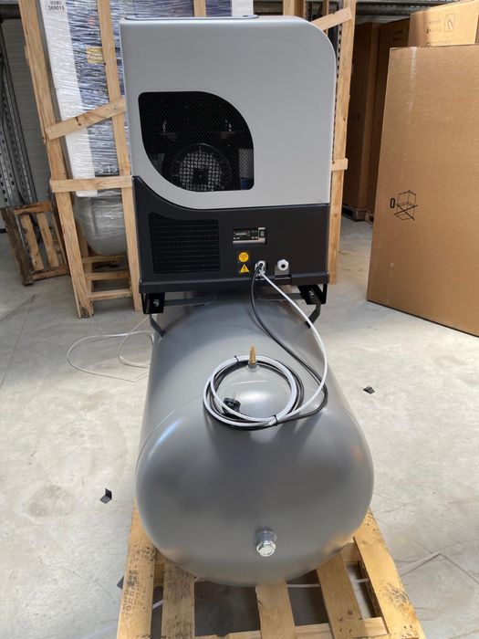 Compresor cu Surub Power System-Junior 7,5Kw 10 Bar, rez. de 500 L, DF