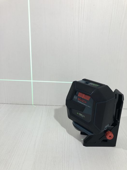 Nivelă laser Bosch GCL 2-50 G cu rază verde