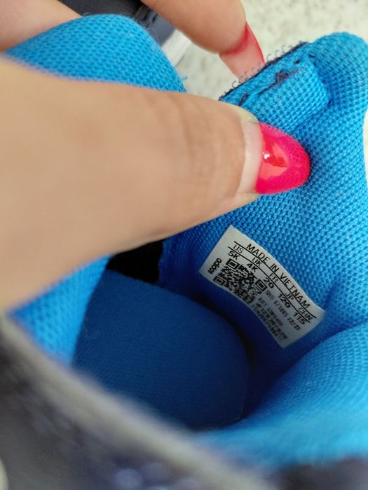 Обувки Adidas 20 номер