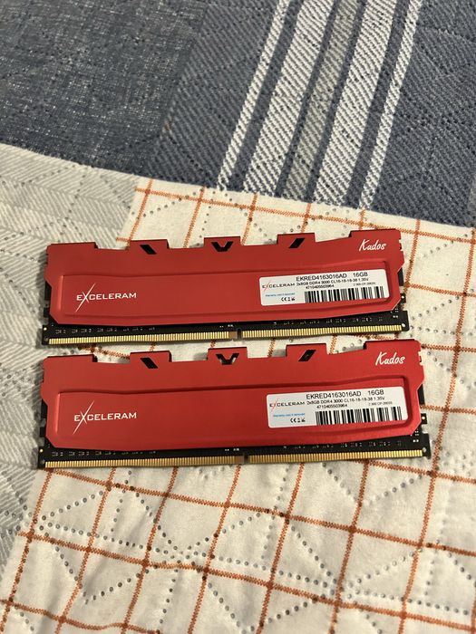 Kit 16gb ram Exceleram 3000mhz